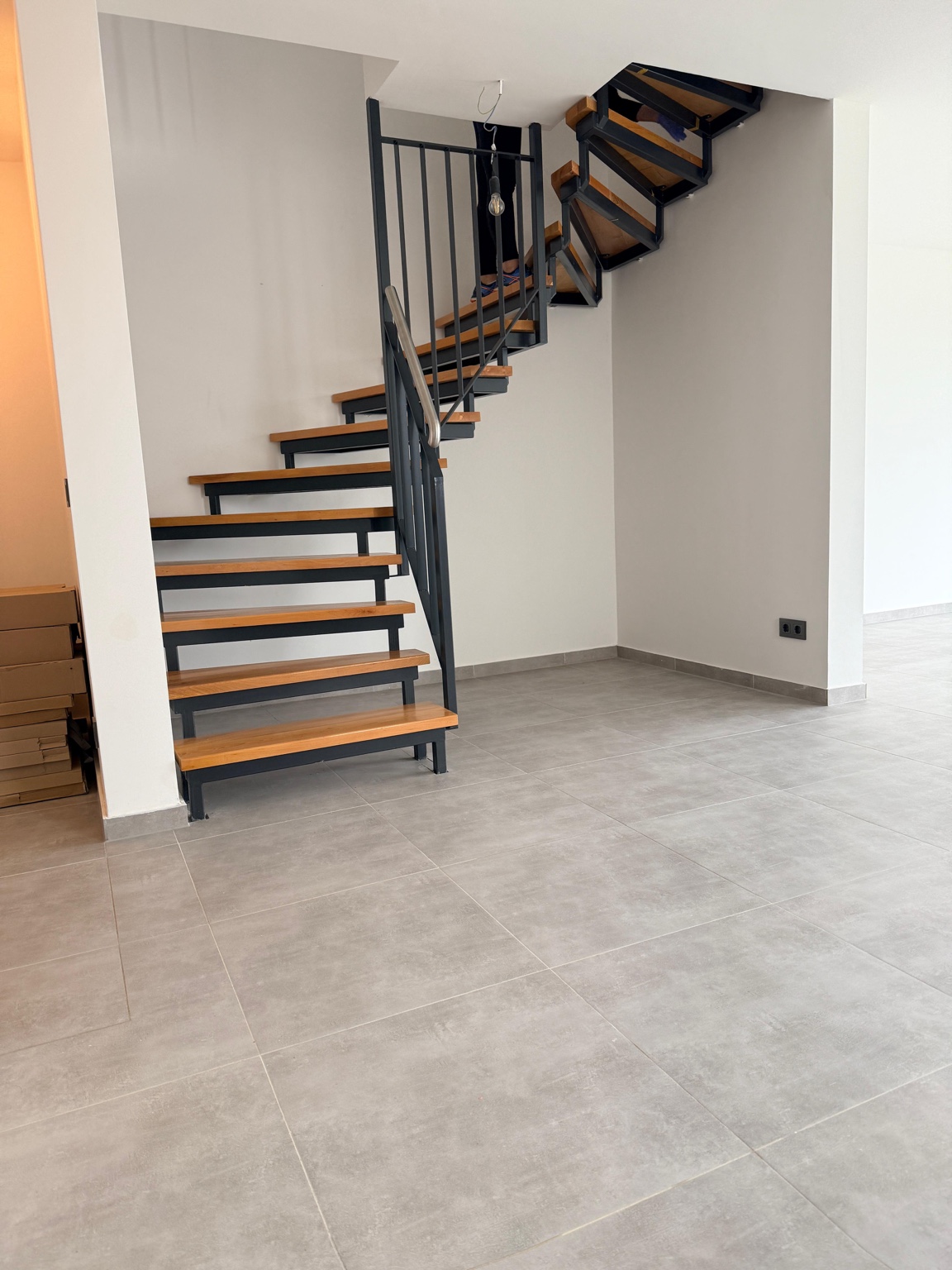 Aktueller Baufortschritt an Treppe und Diele